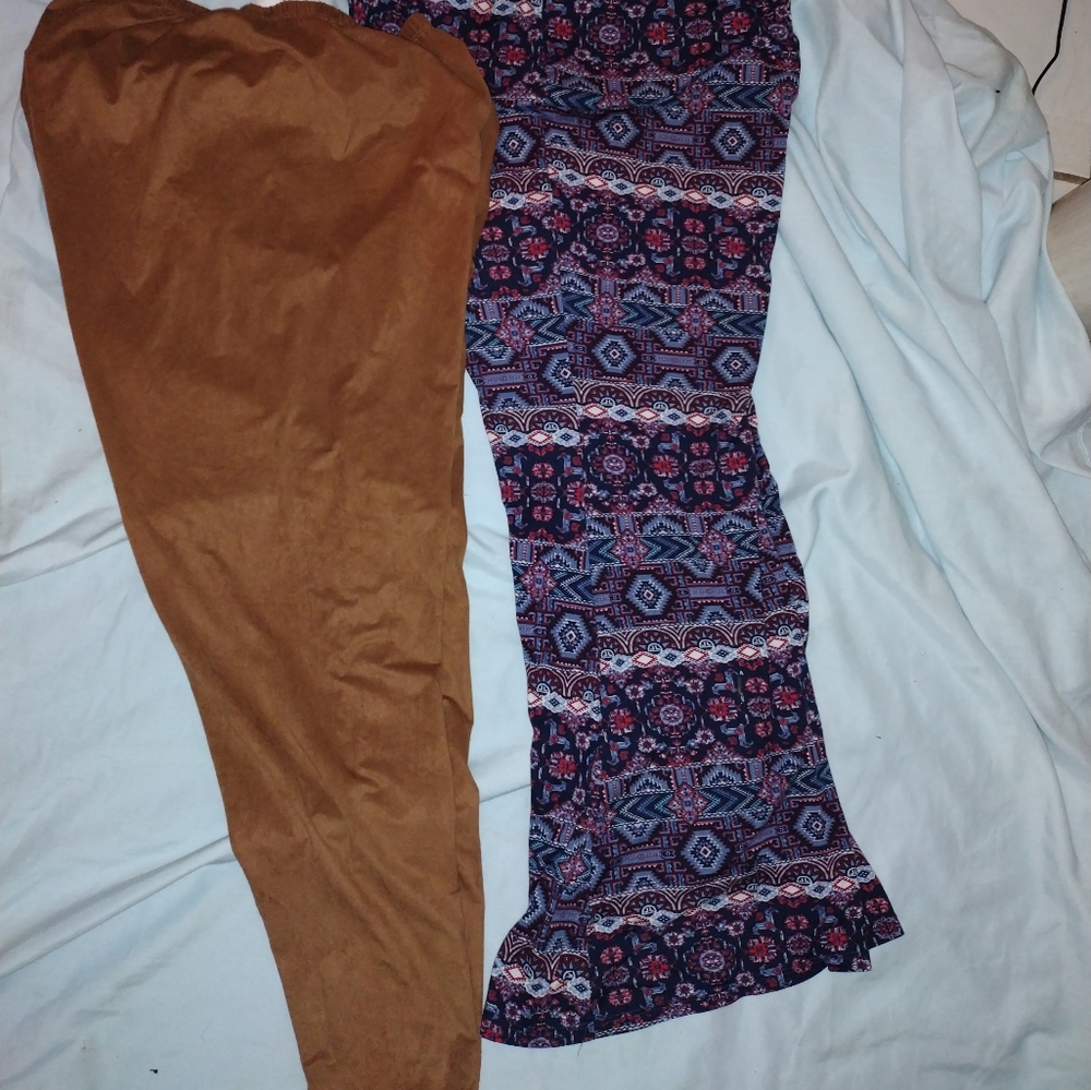 "Leggings 4 LADIES WEAR - Picture 3 of 9